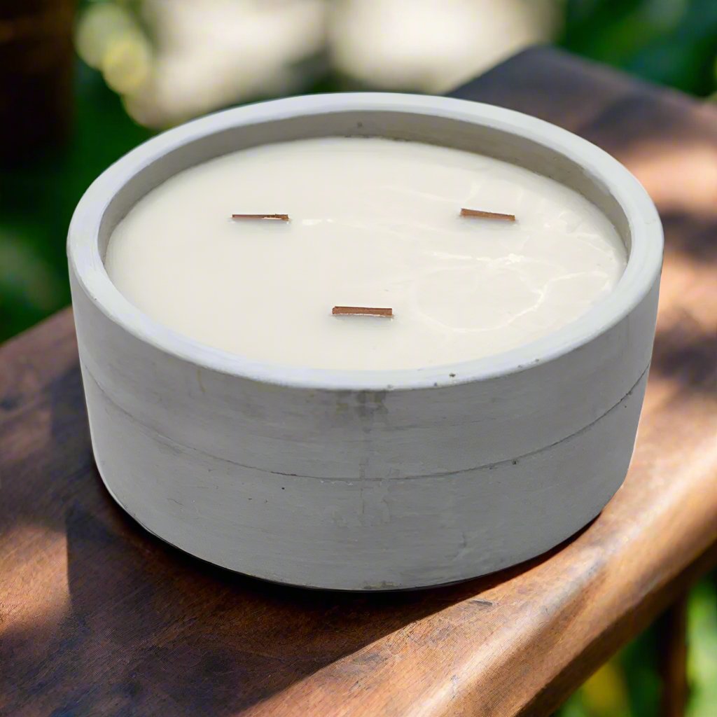 Large round candle