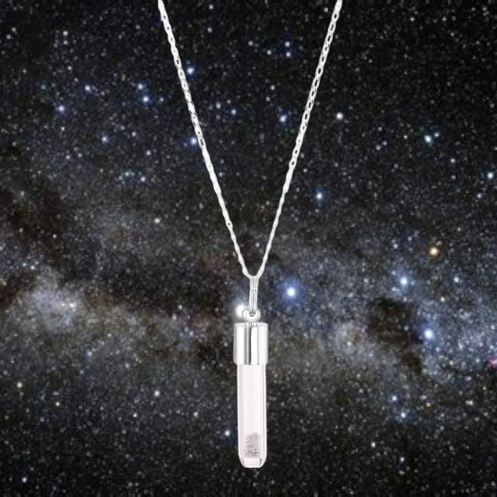 Moonlight whispers Pendant