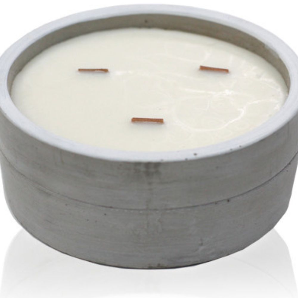 Large round candle