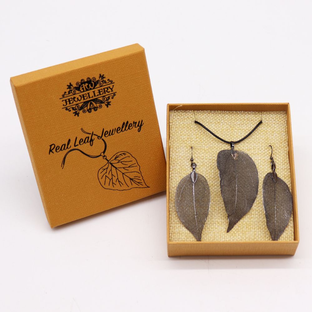 Necklace & Earring Leaf Gift Set