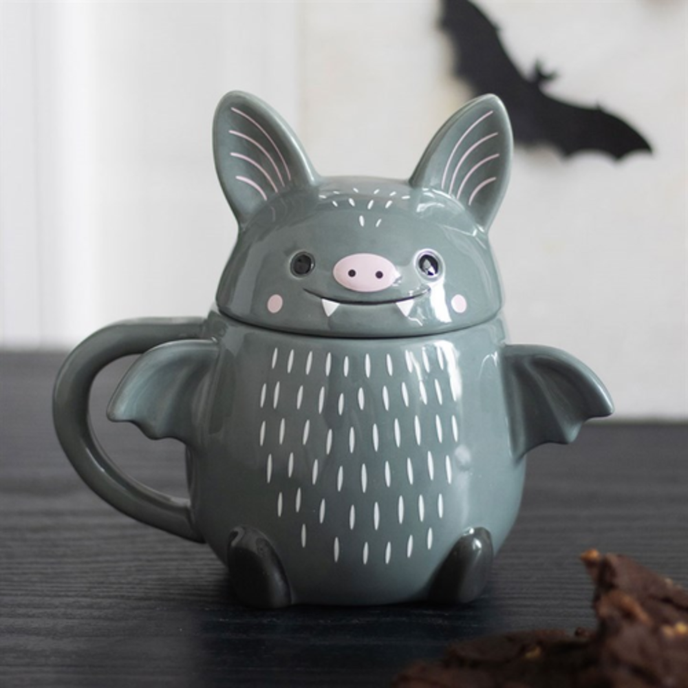 Cute Bat Lidded Mug – Adorable Halloween Gift