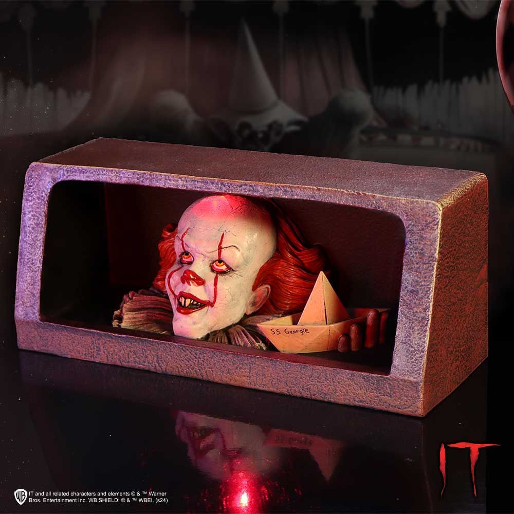 IT! Pennywise Drain Figurine