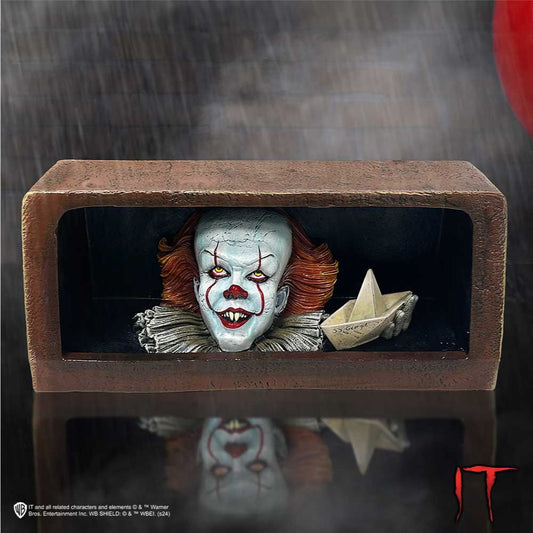 IT! Pennywise Drain Figurine
